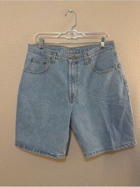 Classic Denim Shorts - Light Blue